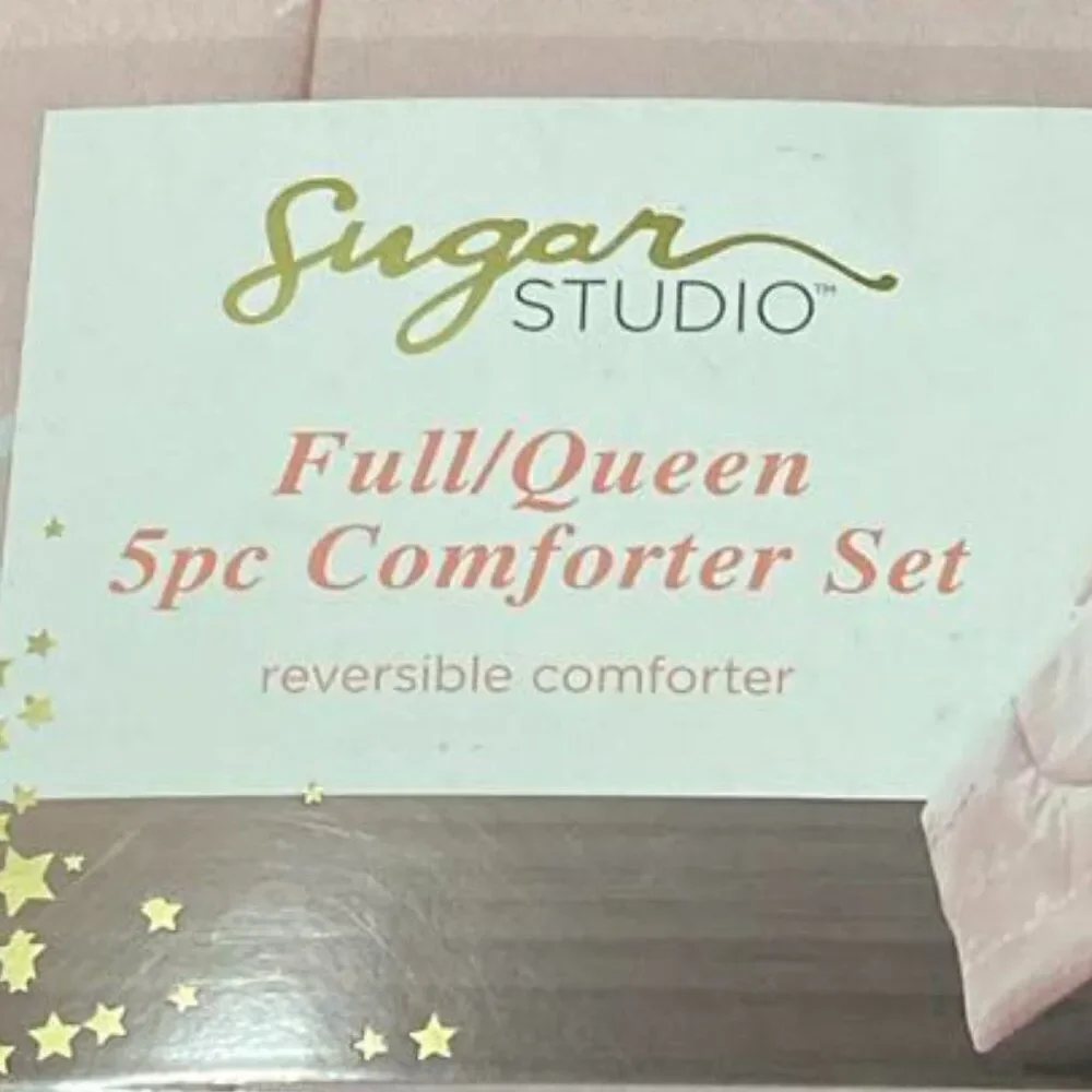 Grey and Pink Full/Queen Comforter NEW